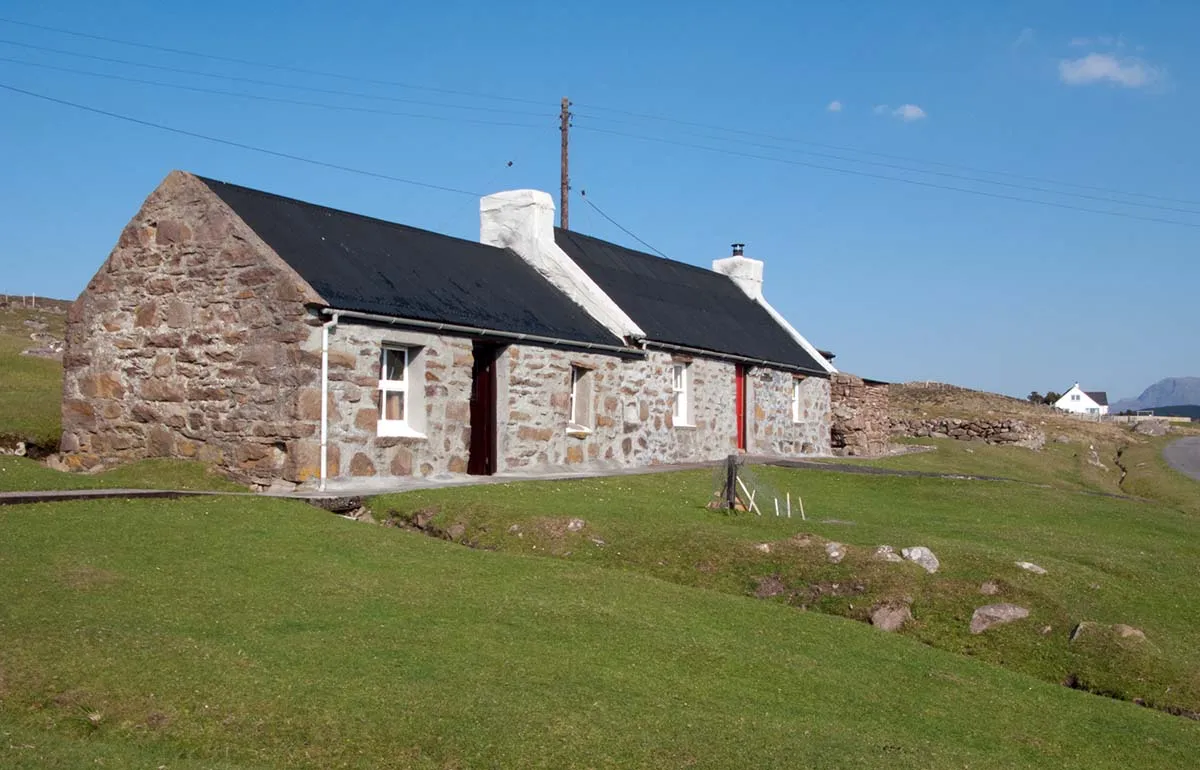 Image of a cheap rural cottage for sale in Scotland