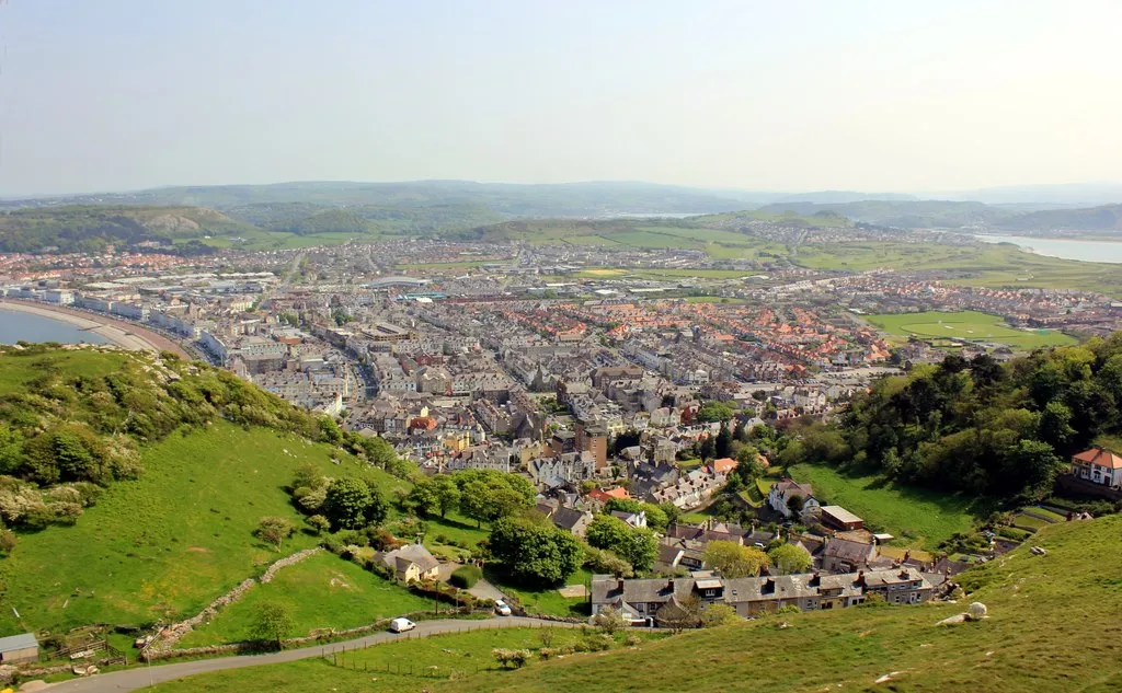 Image of seaside and coastal properties in Llandudno, Wales