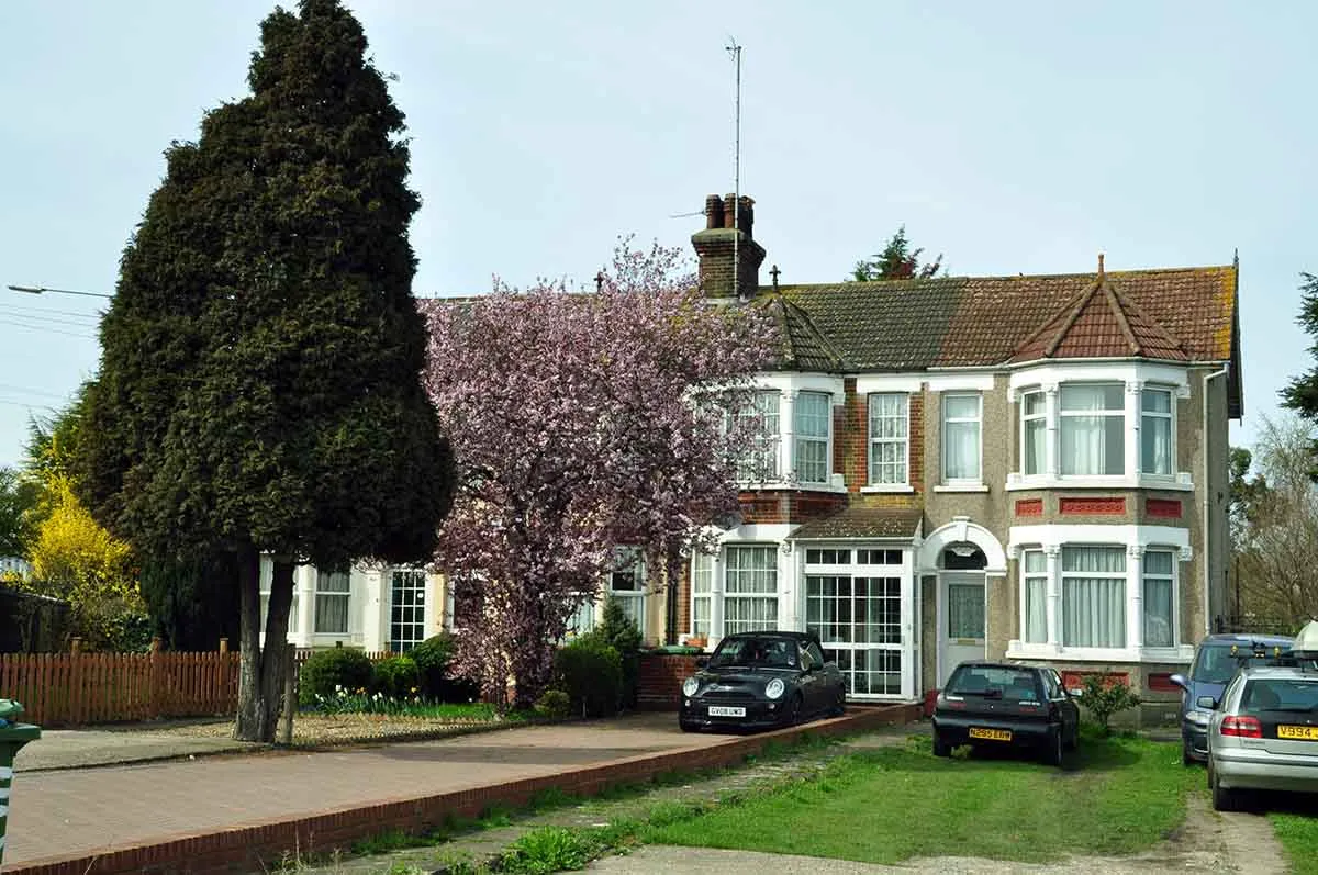 Photo of some edwardian homes near Dartford.