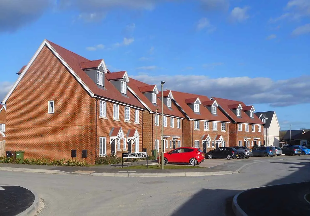 Photo of a newer repossessed house for sale near Oxford.
