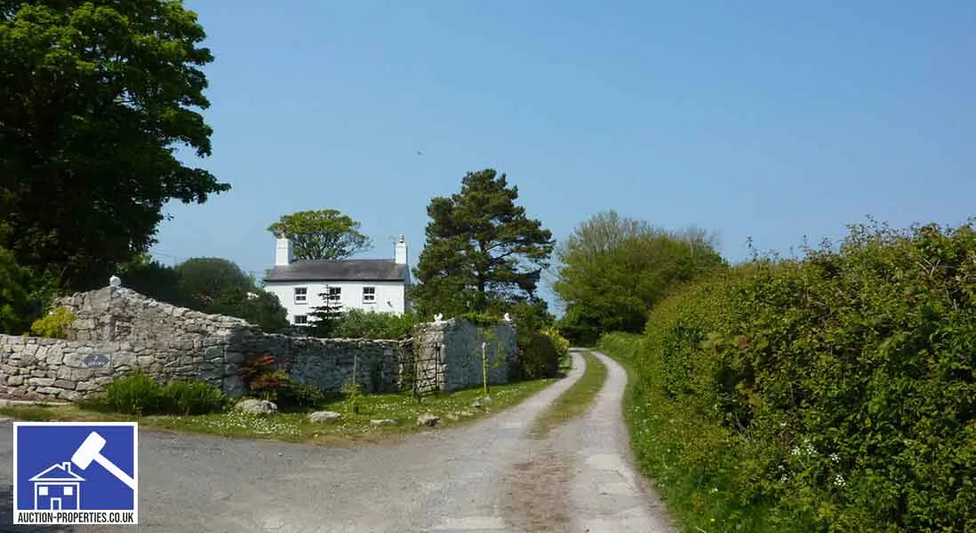 Photo of a remote rural cottage in Wales