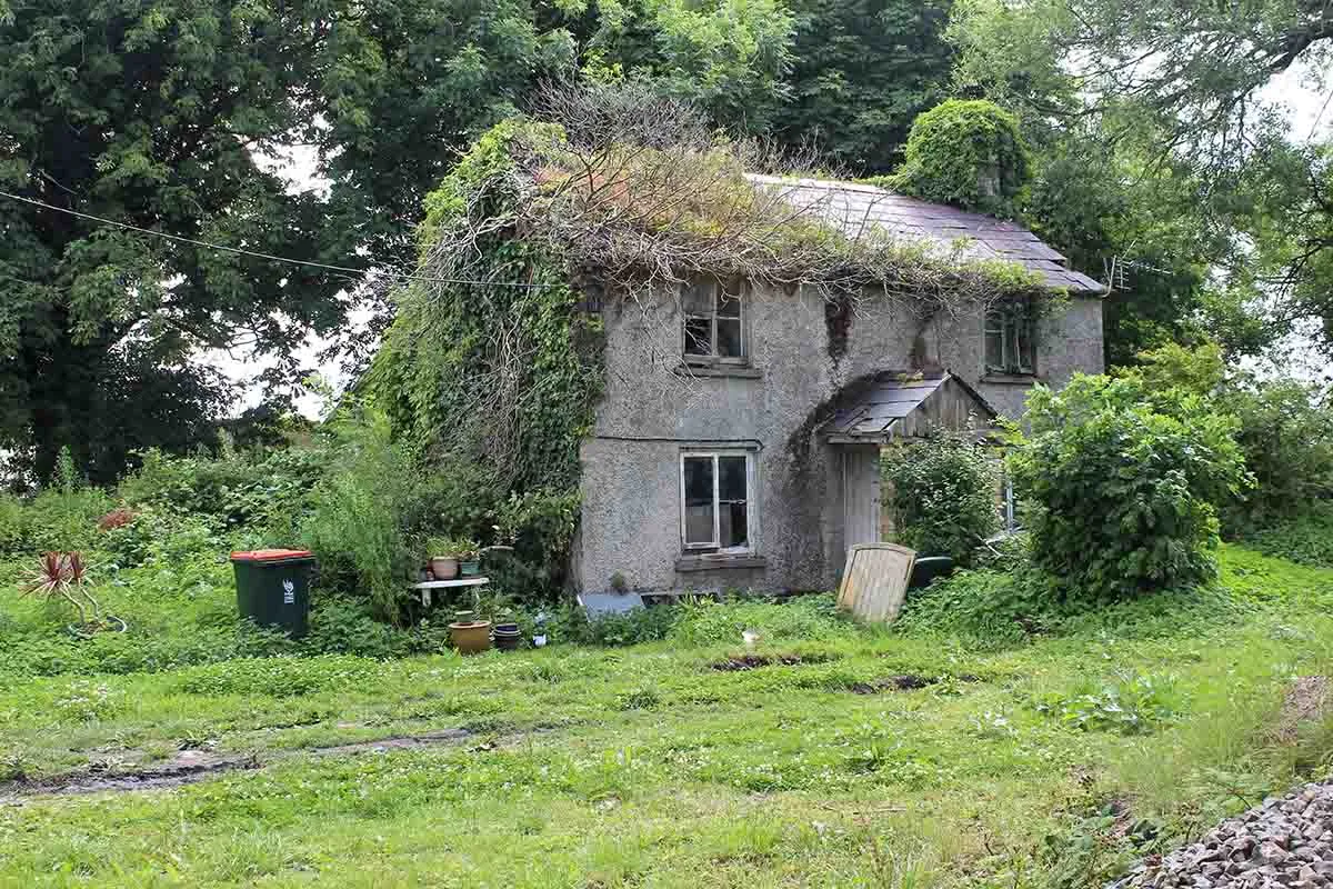 Photo of an unsold derelict property in England.