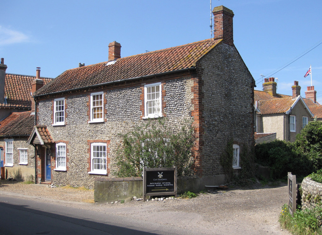 Photo of a flint and brick cottage in Norfolk